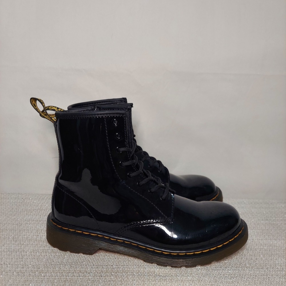 EUC Dr Martens 1460Y Black Patent Leather Boots Kids Youth Size 5